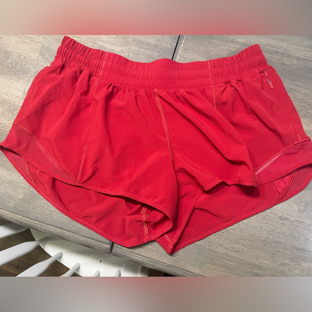 Lululemon shorts size 10